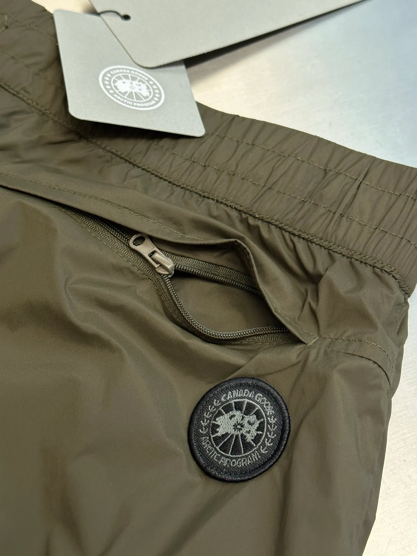 can goos ， ， ， ， ， ， 、 ， 。 3D ， 12 /cm²， 、 、 ， ； ， 。 ， 5mm ， 25% Rebound ， ， 。 5cm， ， ， 。 ， ， ， 。 size：s m l xl